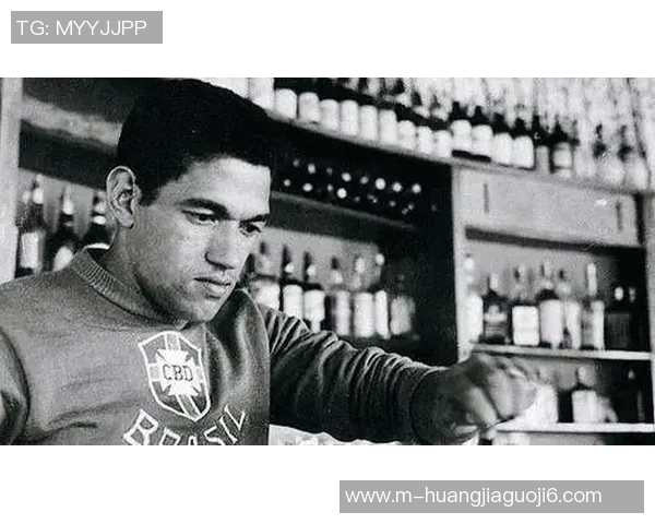 十大足球传奇人物及其影响力分析与回顾